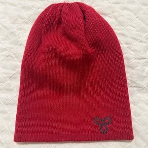 ARITZIA/TNA Beanie